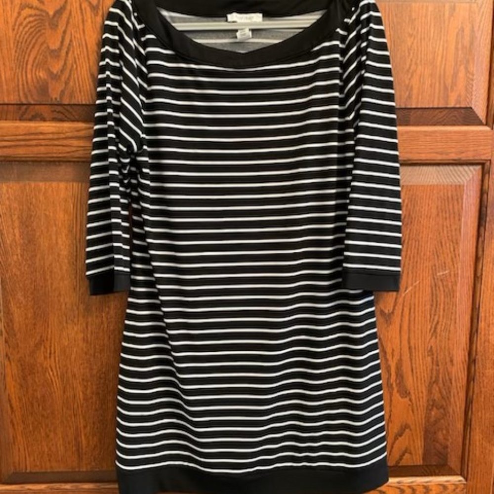 White House Black Market shift dress